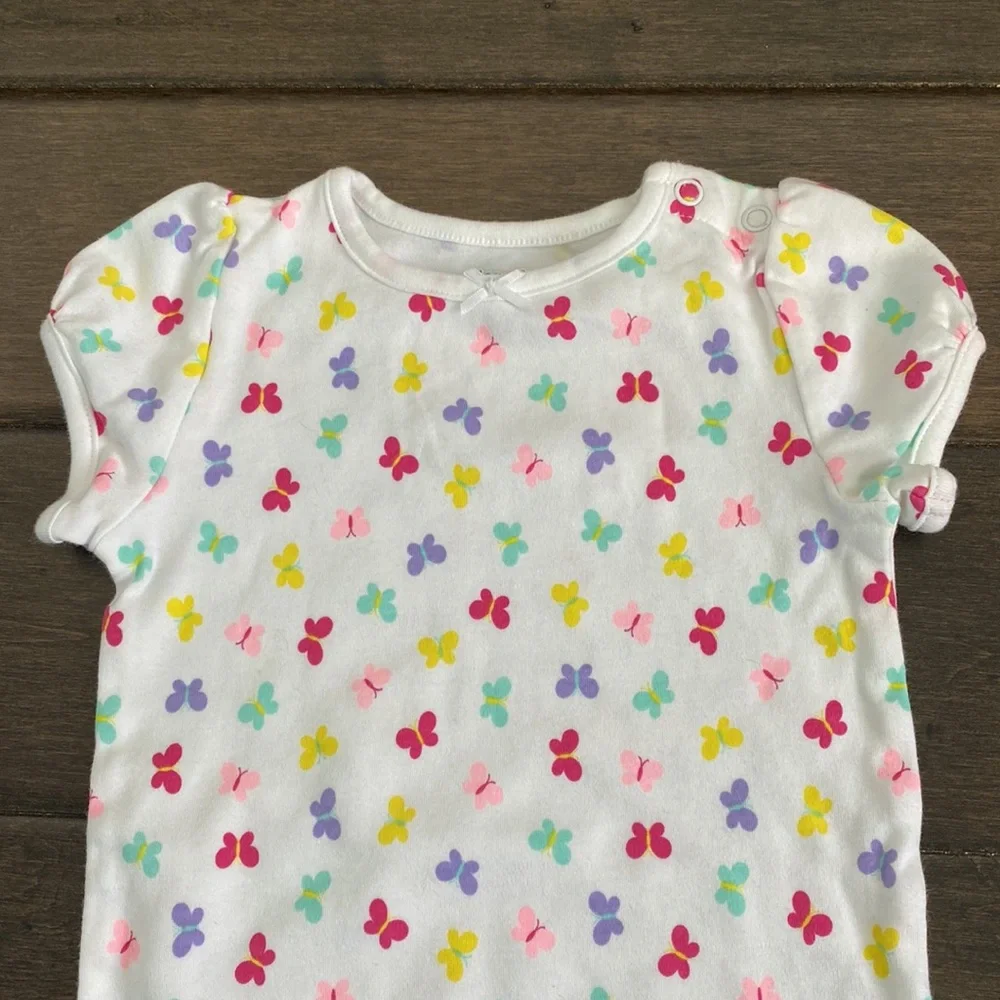 💜3/$15 Baby Onesies Bundle (2)